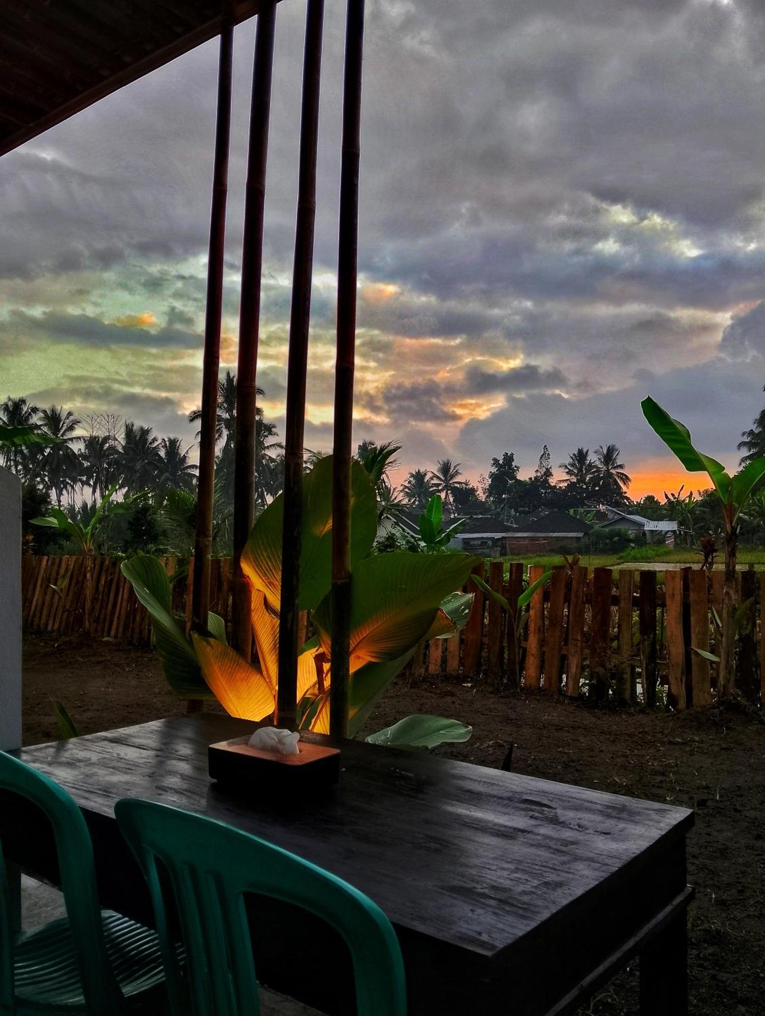 Alfarizi Homestay Tetebatu Exterior photo