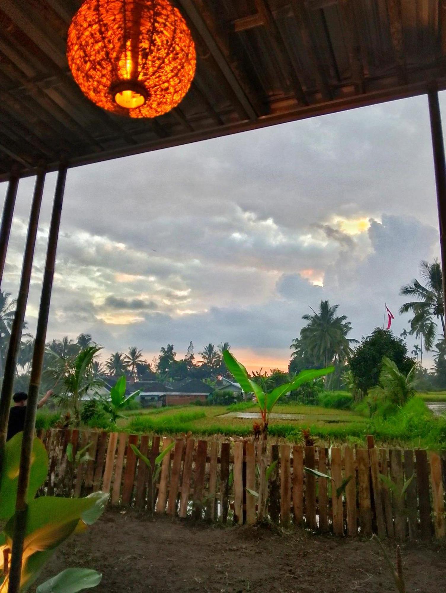 Alfarizi Homestay Tetebatu Exterior photo